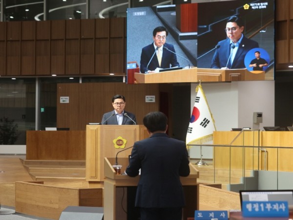 230907 이용욱 의원, 초등학교 신설 및 통학버스 확대 운영 촉구.jpg