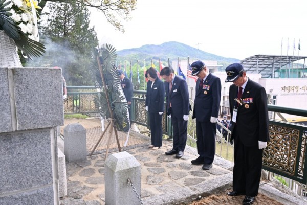 04 무공수훈자회 중앙회 지평의병·지평리전투기념관 방문 (2).jpg