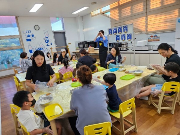 고창군 육아종합지원센터, 여름밤에 놀자 행사(1).jpg