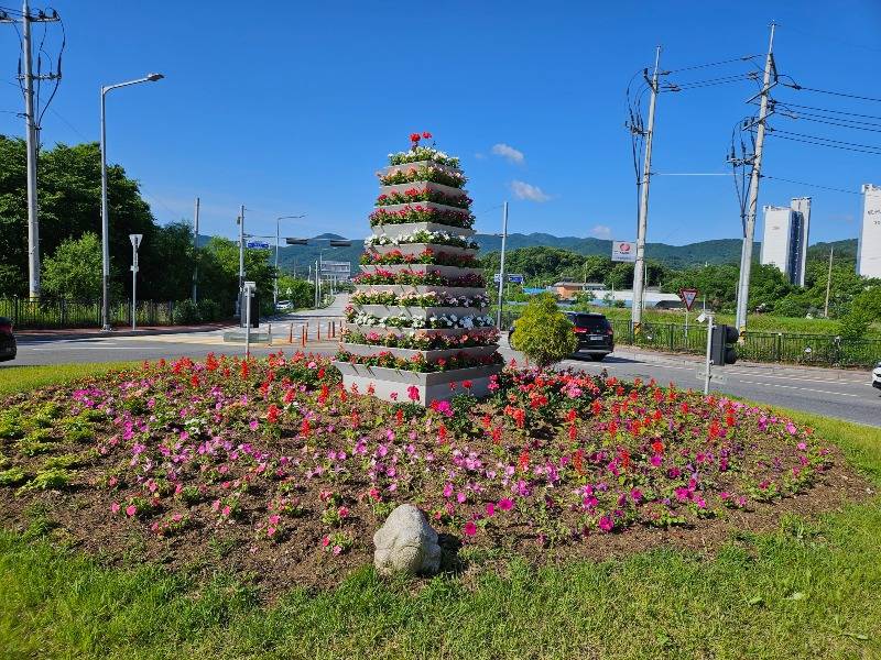 04 회전교차로 화단 책임관리제.jpg