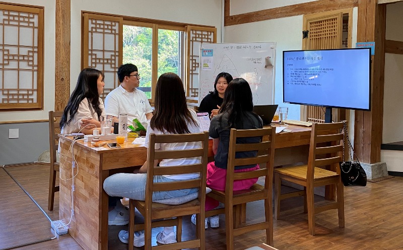 고향올래- 워크빌리지 in 곡성- 직장인 콘크리트를 벗어나 자연에서 업무 수행.jpg