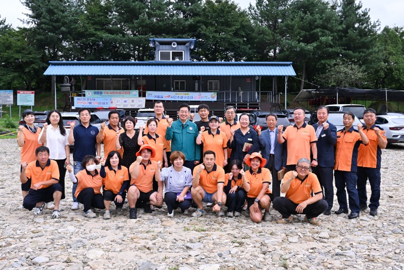 04 전진선 양평군수, 119시민수상구조대 방문 (1).jpg
