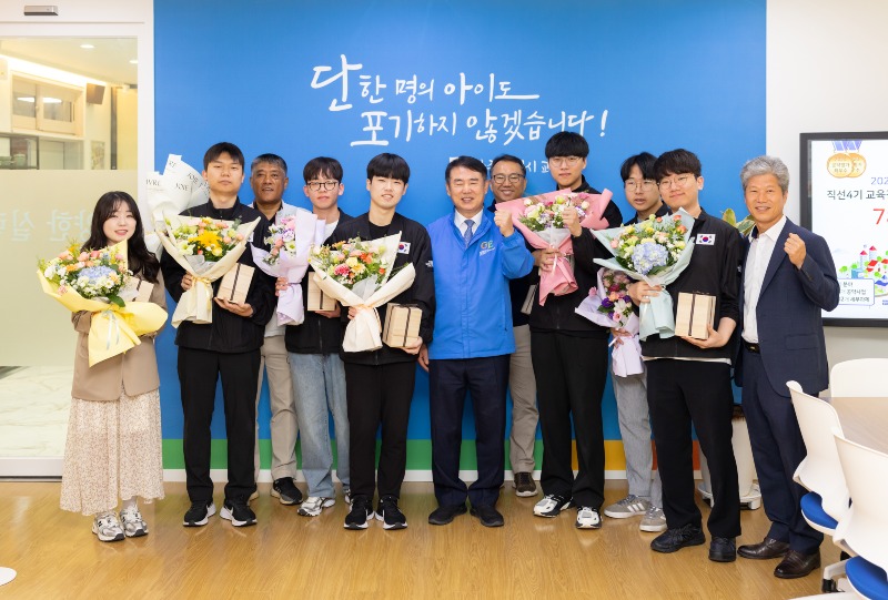 ★ [사진2] 기념촬영.jpg