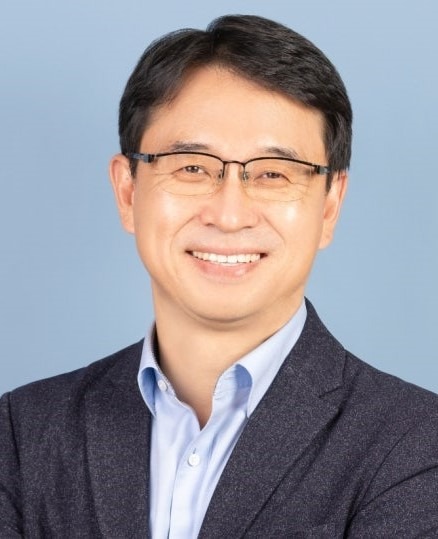 2. 대전시, 올해의 대전시 명장 3인 인증서 수여_제14호 김남수.jpg