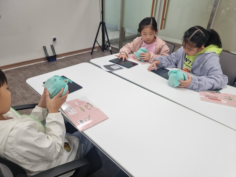 교육청소년과(신부 청다움 내가 만드는 ai로봇프로그램 운영)(1).jpg
