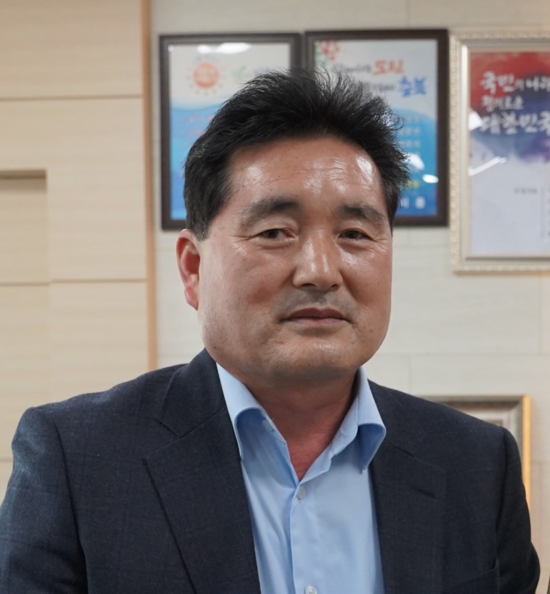 미잠미과 정창선 대표 사진.jpg