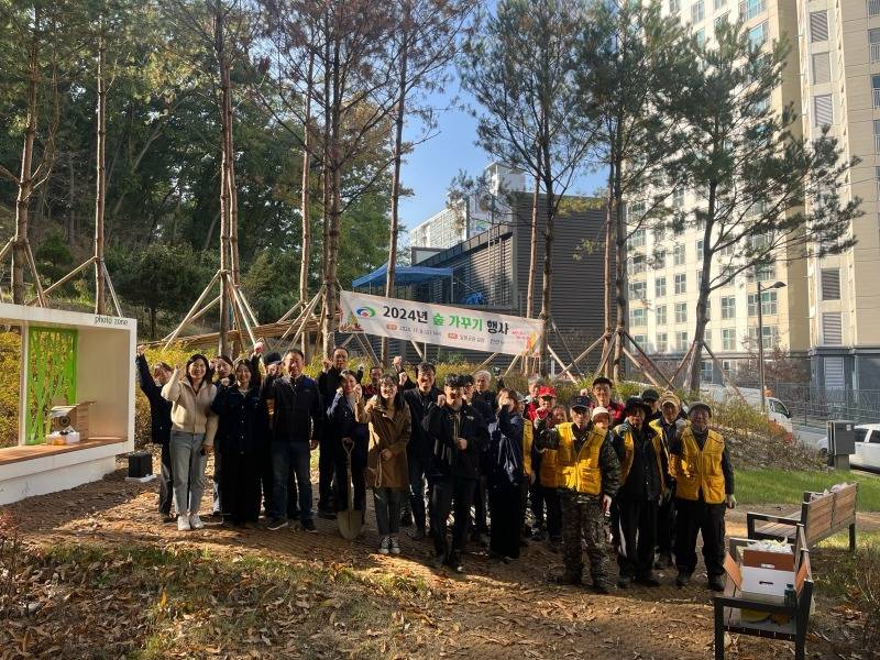 산림휴양과(숲가꾸기) (1).jpg
