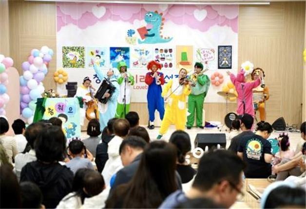 04-1 청주시, 영유아 책놀이사업 ‘2024 아이러북’ 성료_사진.jpg