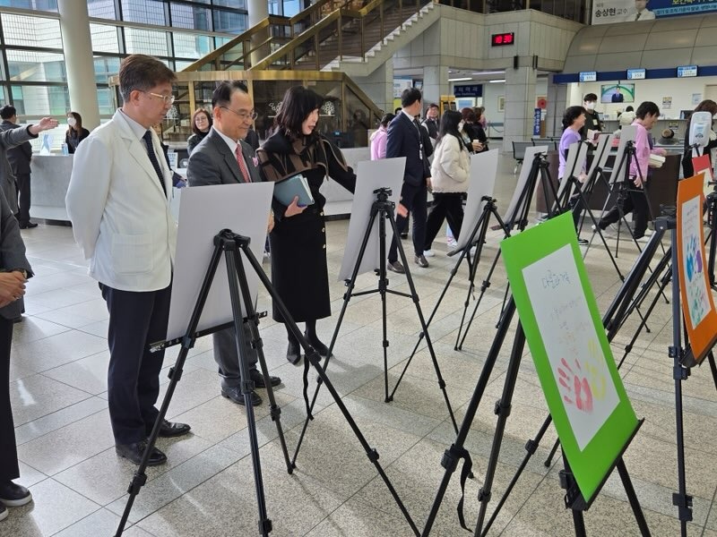 아동보육과(아동학대 예방주간 행사) (6).jpg