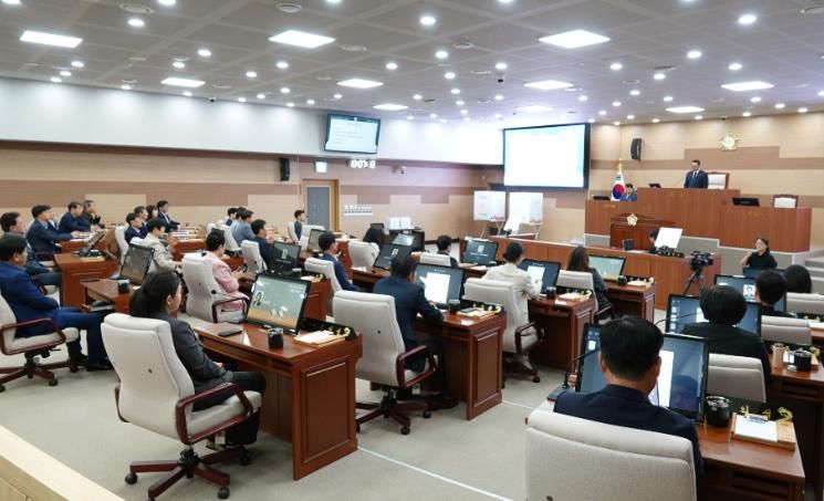아산시의회가 제258회 임시회를 개회했다.
