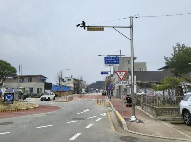 양구초등학교 앞 교차로 방범용 CCTV 설치