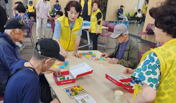 ‘시니어(See near) 놀이 한마당’추진