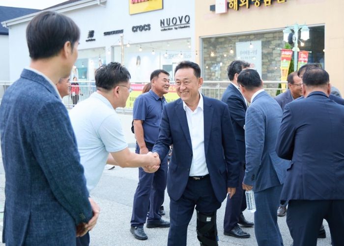 여주 패션 단지 여주프리미엄빌리지, 패션 마케팅 촉진 지원 ‘고객감사 빅세일’ 행사 개막식 성황리 개최