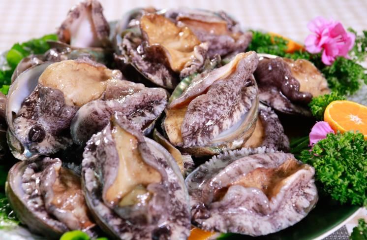 완도 전복, 추석 선물로 인기 여전 ‘출하량 늘어’