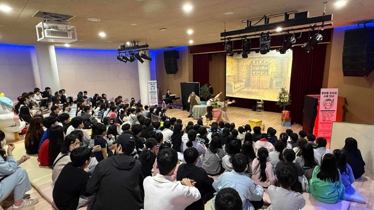한형석 자유아동극장 <헨젤과 그레텔> 공연 성료