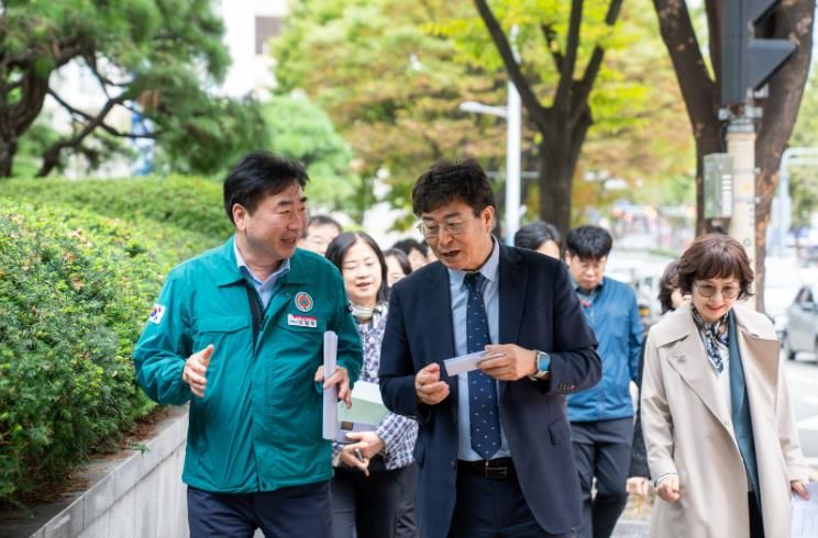 부산진구, 남부교육지원청과 양정초 통학버스 운영 문제 현장 확인