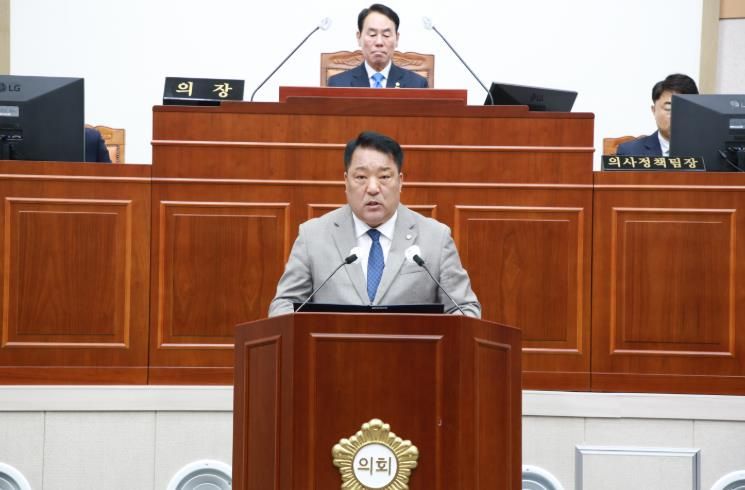 구례군의회 김수철 의원 대표발의 “구례군 청소년참여위원회 운영 조례안 의결