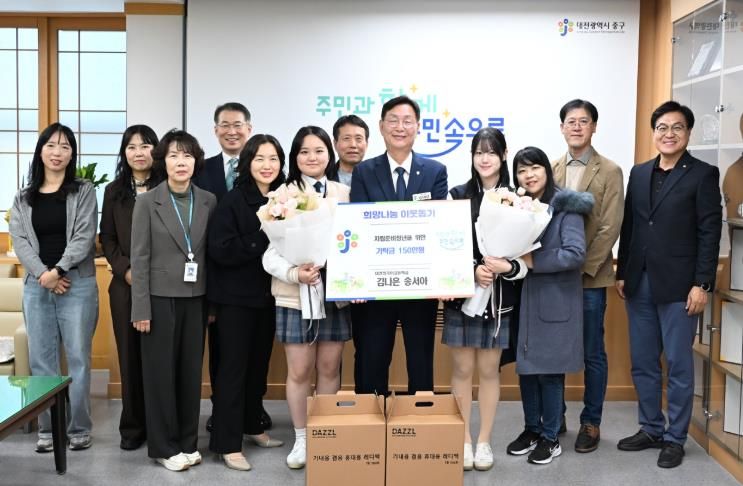 홈런클럽과 함께 달리며, 언니·오빠들 응원해요!