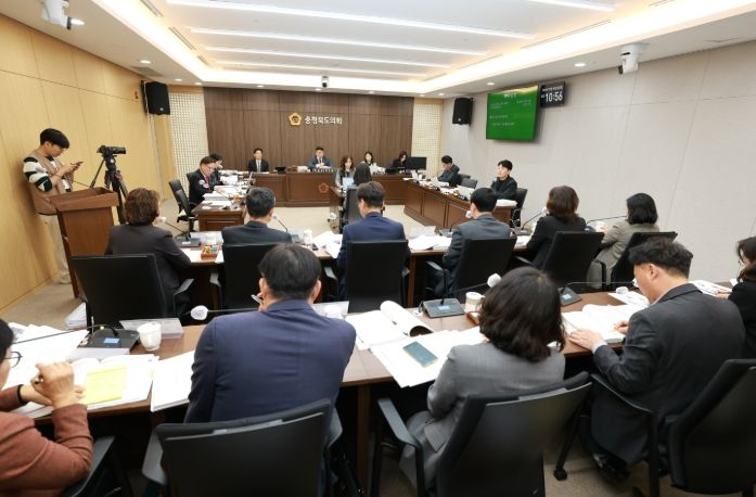 행정문화위원회, 행정국 대상 행정사무감사