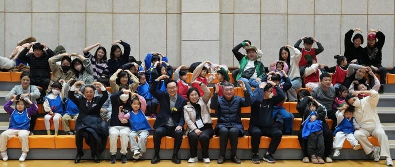 나주시가 지난달 29일 나주종합스포츠파크 국민체육센터에서 ‘2025 찾아가는 돌봄교실 놀이한마당’을 개최했다.