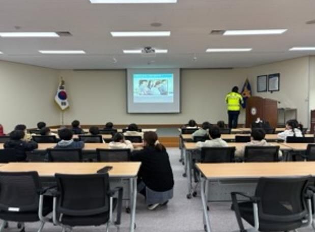 진도경찰, 진도어린이집 교통안전 견학 실시