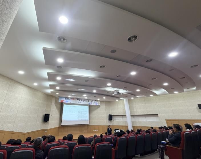 원주시, 고독사 예방 및 관리 교육 실시