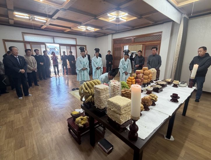 공자상 전래한 강선여 선생 기려