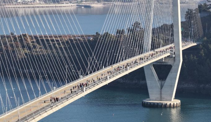 지난 11월 29일 열린 ‘2025 여수일레븐브리지마라톤’ 대회