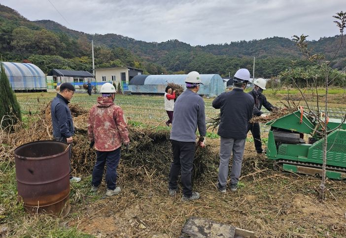 함평군 농업기술센터 전경, 영농부산물 처리 현장