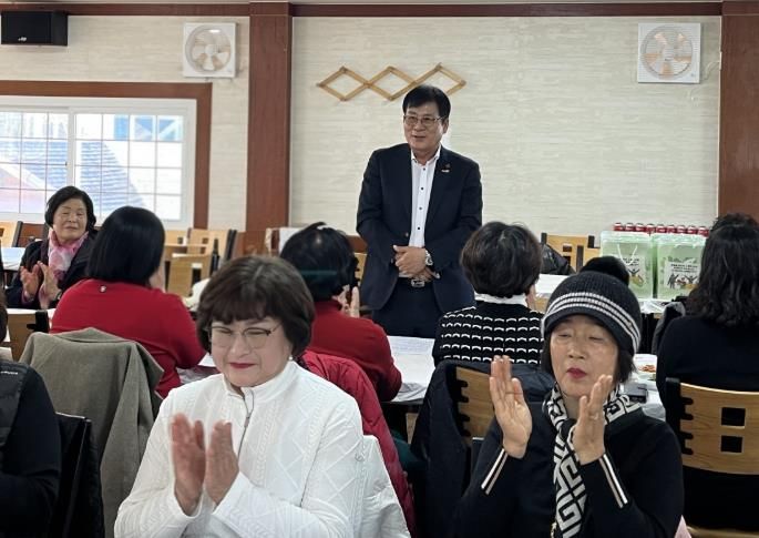 12일 관내 식당(천지면옥 2층)에서, 간담회 사진