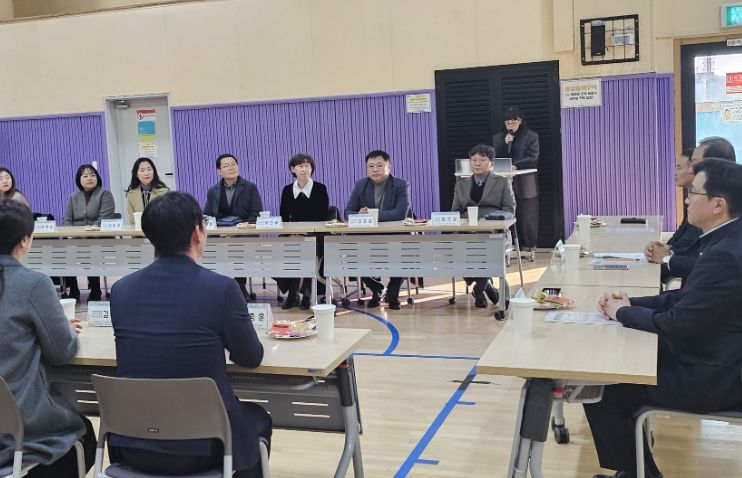 청소년지도사와 현장 소통 간담회