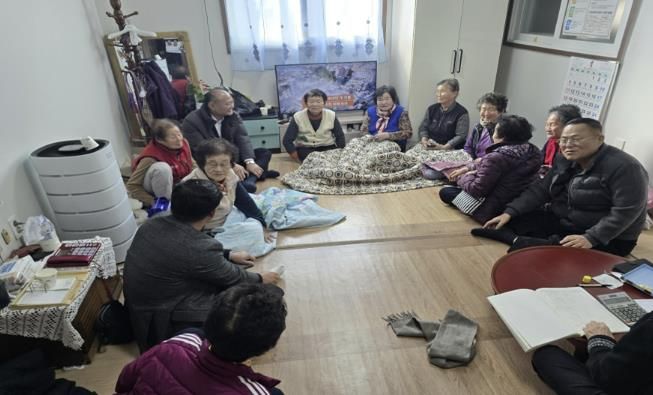 이충희 신임 서천읍장, 새해 맞아 경로당 순방하며 소통 행보 나서