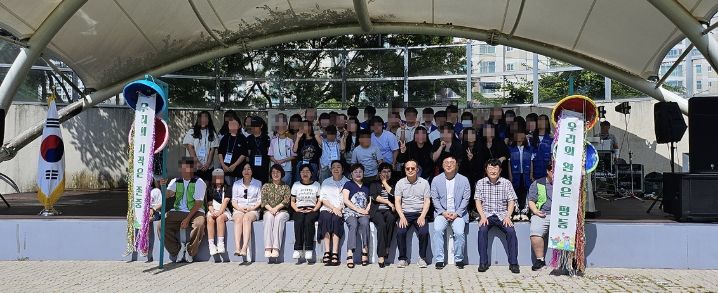 여수시가 양성평등 문화확산과 성평등 가치 실현을 위해 양성평등기금 지원 보조사업자를 오는 2월 6일까지 공개 모집한다.