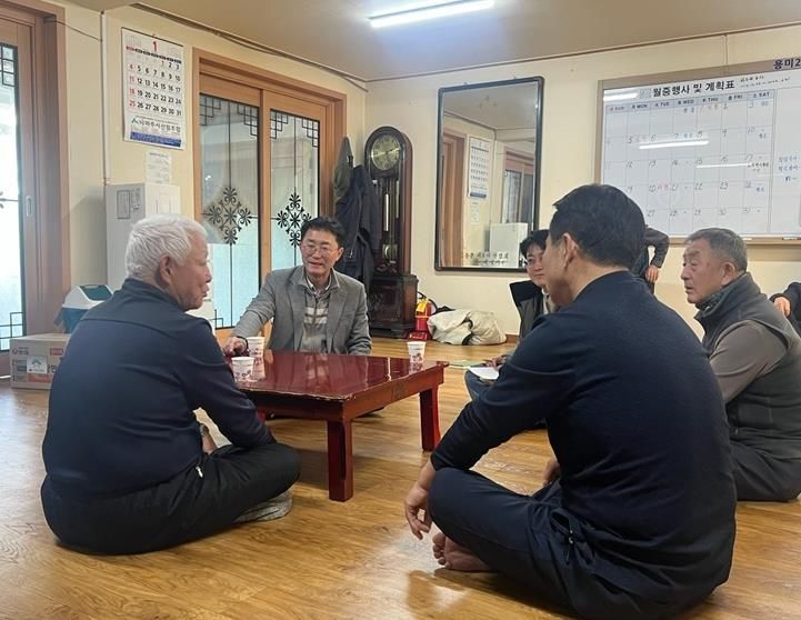 이재욱 파주시 광탄면장, 신년 맞이 경로당 33개소 순회 방문