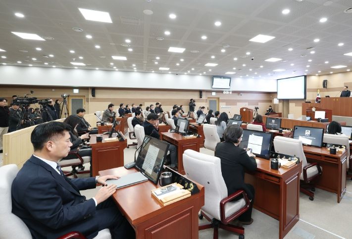 제264회 아산시의회 임시회 개회