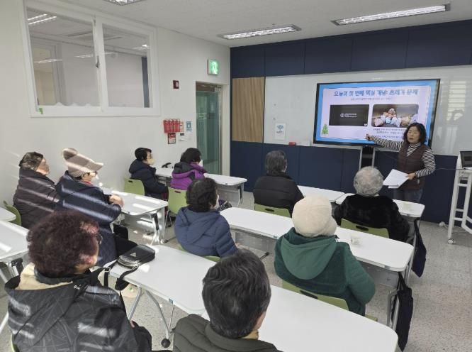 시흥시 장곡종합사회복지관, 지역주민 환경교육 성료… 장곡교육자치회와 연계