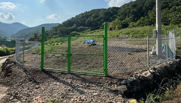 피해예방시설(철망울타리)이 설치된 모습