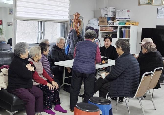 동두천시 보산동행정복지센터, 경로당 시설점검 및 설맞이 위문