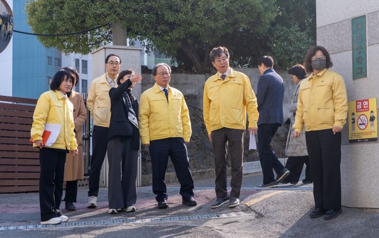 통학로 점검 모습