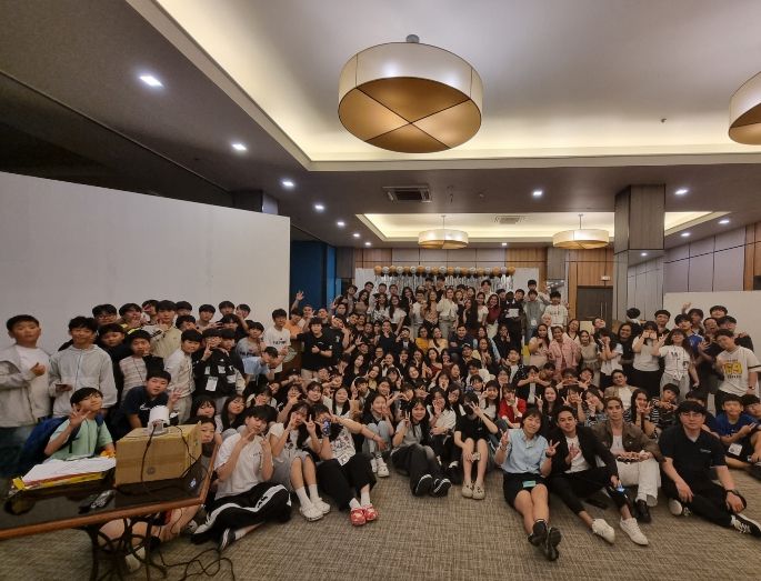 금산군 겨울방학 초중생 해외어학연수 졸업식