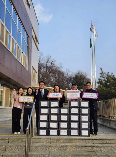 포천시 군내면, 설 맞아 나눔 잇따라…나사모·나이스킥 족구단 취약계층 후원