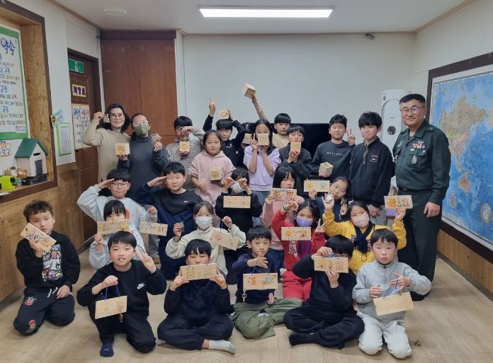 ‘찾아가는 어린이 목공예 체험교실’ 재능기부