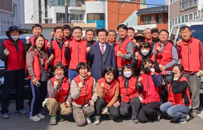 진주시, 세쌍둥이 출산예정 가정 통합지원 ‘감동도 3배’