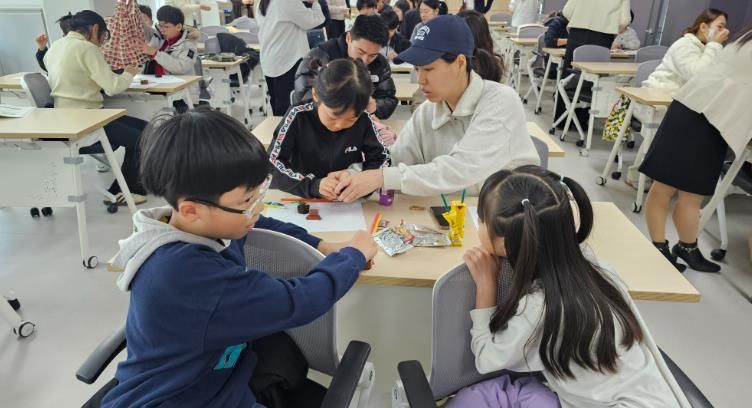 가족이 함께 만드는 따뜻한 서산… 2026년 디딤돌 가족봉사단 OT 및 봉사자 소양교육 개최
