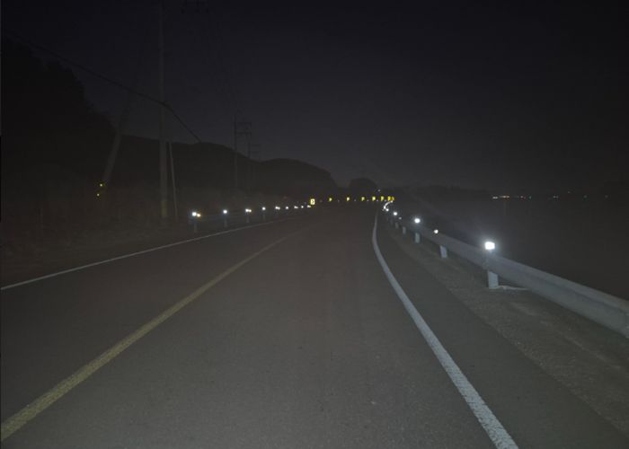 통영시, ‘어두운 도로의 안전 길잡이’시선유도시설 설치