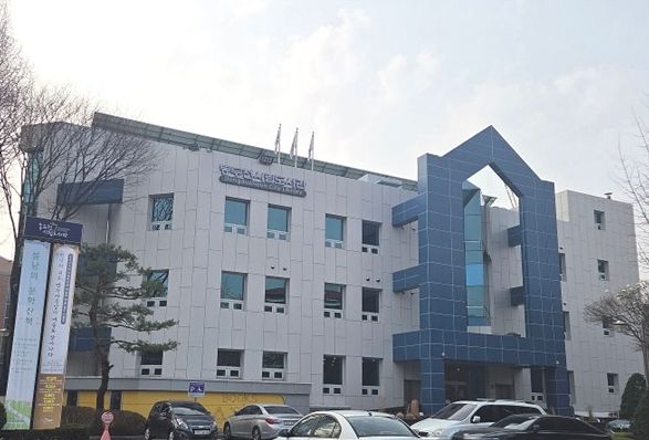 동두천시, 시니어가 전하는 따뜻한 책 이야기 '은빛독서나눔' 운영