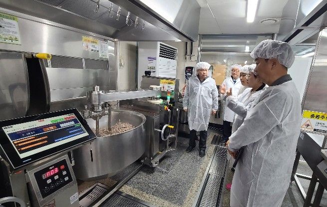 경기도시흥교육지원청, “학교급식 조리로봇” 도입 및 운영 현장 확인